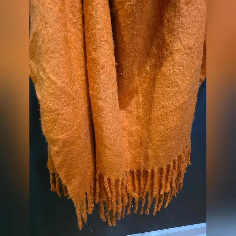 Pottery Barn Orange Mohair Style Throw  55x80 Acrylic